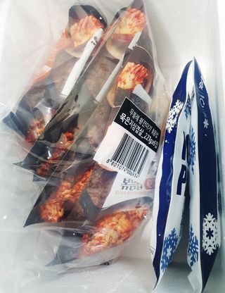 한성기업 무볼레 왕건더기 볶음밥 묵은지삼겹살 — 5점을 준 리뷰어가 2021년 10월 올린 사용 사진