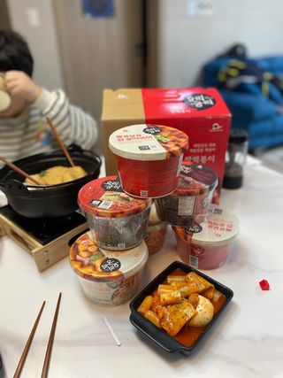 프리 [요리궁리] 타입 B (매콤,치즈,매콤까르보) 꽃떡볶이 6개입 세트 — 5점을 준 리뷰어가 2024년 12월 올린 사용 사진