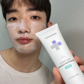 바노바기 코스메틱 바노바기 밀크씨슬 리페어 시카 폼 클렌저 플러스 120ml + 선스크린 플러스 50ml — 5점을 준 리뷰어가 2023년 8월 올린 사용 사진