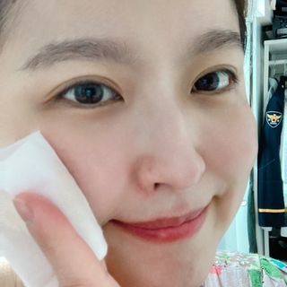 AYU25[아유트웬티파이브] 피부건강에 꼭 필요한 pH 약산성 와일드 로즈토너 — 3.5점을 준 리뷰어가 2021년 5월 올린 사용 사진
