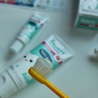 닥터데디스 안심저불소 키즈치약 (라즈베리, 청포도향 중 택 1) 60g +  여행용 미니 치약 15g — 5점을 준 리뷰어가 2022년 11월 올린 사용 사진