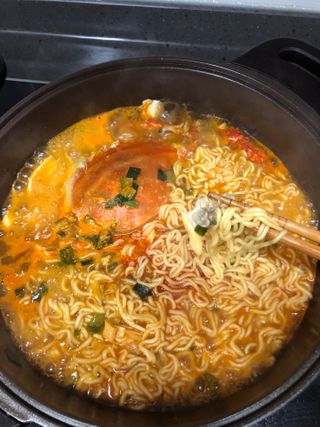 [풀무원] 자연은맛있다 정면, 백면, 홍면  세트 — 5점을 준 리뷰어가 2021년 4월 올린 사용 사진