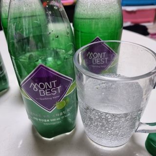 몽베스트 Montbest with Sparkling water Lime20병 — 5점을 준 리뷰어가 2023년 2월 올린 사용 사진