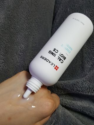 리더스코스메틱 리더스 카밍 바이오틱스 에센스 워터 — 5점을 준 리뷰어가 2021년 1월 올린 사용 사진