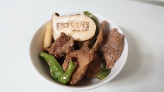 소담스퀘어 상암 통큰오리착한삼겹 1석3조수제양념돼지갈비 — 5점을 준 리뷰어가 2022년 12월 올린 사용 사진