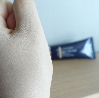 아이앤립 / EYENLIP 아이앤립 루센트 비비크림 2 Color — 5점을 준 리뷰어가 2021년 7월 올린 사용 사진