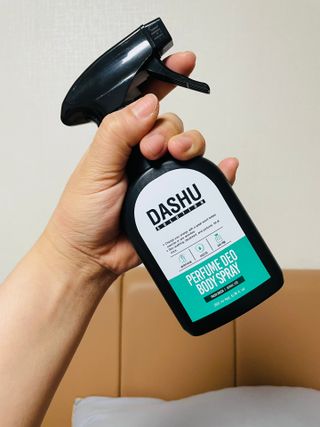 다슈코리아 다슈 솔루션 퍼퓸 데오 바디스프레이 프레쉬 그린 200ml — 5점을 준 리뷰어가 2021년 5월 올린 사용 사진