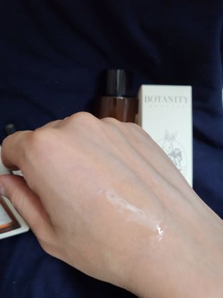 보타니티 [홍]조[진]정[결]케어 플라본 부스터 210ml / 플라본 세럼 50ml — 5점을 준 리뷰어가 2022년 7월 올린 사용 사진