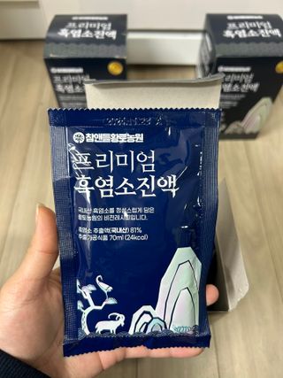 참앤들황토농원 국내산 흑염소를 정성스럽게 담은, 프리미엄 흑염소 진액 70ml x 30포 1박스 — 5점을 준 리뷰어가 2023년 1월 올린 사용 사진