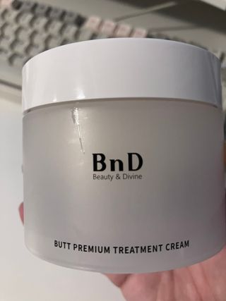 비엔디 2NOW[한글]BnD 바디 주름개선 엉덩이크림 — 5점을 준 리뷰어가 2024년 11월 올린 사용 사진