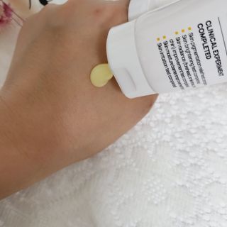랑벨 비타 에너지 잡티 크림 75ml (피부 속 기미완화크림) — 5점을 준 리뷰어가 2022년 6월 올린 사용 사진