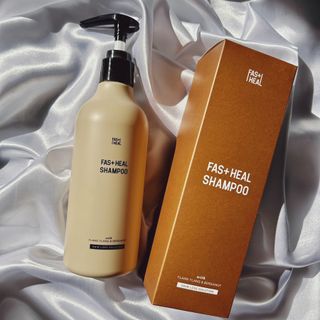 패스트힐(fast heal) 패스트힐 탈모증상완화샴푸 470ml — 5점을 준 리뷰어가 2023년 10월 올린 사용 사진