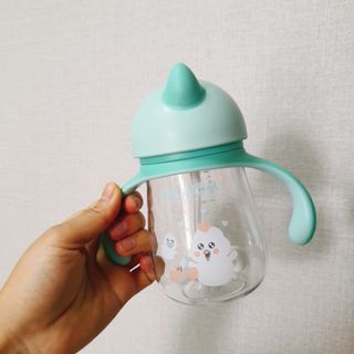 유비맘 트라이탄 코니빨대컵_컬러 랜덤 발송 — 5점을 준 리뷰어가 2021년 3월 올린 사용 사진