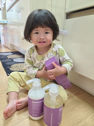 빅그린 베이비라인 3종세트 - 샴푸앤바디워시500ml,올인원로션500ml,바디크림170ml — 5점을 준 리뷰어가 2022년 11월 올린 사용 사진