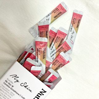 뉴트리미 마이스킨W 센텔라글루타치온C콜라겐 28포 — 5점을 준 리뷰어가 2023년 2월 올린 사용 사진