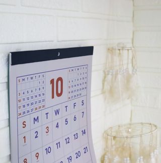 리훈 2024년 레트로 달력 벽달력 + 탁상달력 — 5점을 준 리뷰어가 2023년 9월 올린 사용 사진