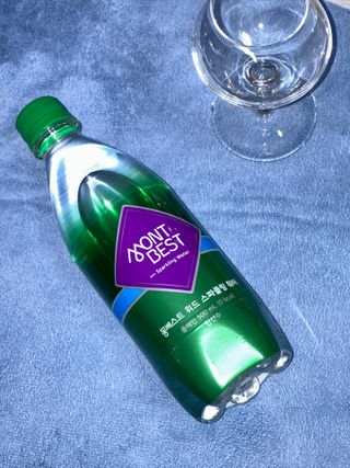 몽베스트 Montbest with Sparkling water Plain 20병 — 5점을 준 리뷰어가 2022년 11월 올린 사용 사진