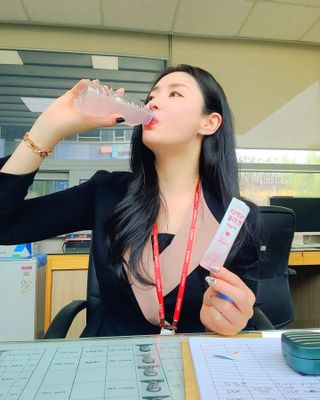 [음료수 대신 가능!]  빠르게 흡수되는 아임오 타먹는 콜라겐 1박스 — 5점을 준 리뷰어가 2023년 4월 올린 사용 사진