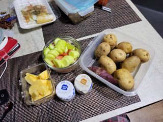 매일바이오 그릭요거트 오리지널 플레인 4개, 로스터리 커피믹스 4개 — 5점을 준 리뷰어가 2021년 12월 올린 사용 사진