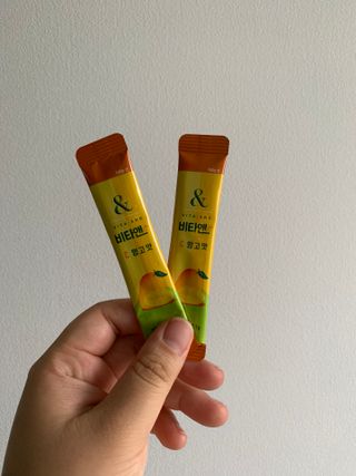 비타앤C 레몬맛, 망고맛 — 5점을 준 리뷰어가 2021년 8월 올린 사용 사진