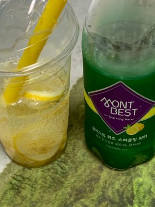 몽베스트 Montbest with Sparkling water Lemon OR Lime 20병(랜덤) — 5점을 준 리뷰어가 2022년 9월 올린 사용 사진