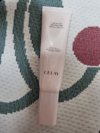 프리마인 선크림만 바꿨을 뿐인데 매일 물 2L챙겨먹고 기초케어 완벽하게 한 물빛피부 완성,셀라브UV프로텍터 — 5점을 준 리뷰어가 2023년 7월 올린 사용 사진