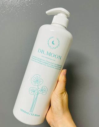 [닥터문] 센텔라 시카케어 화이트머스크 바디워시 1000ml — 5점을 준 리뷰어가 2023년 8월 올린 사용 사진