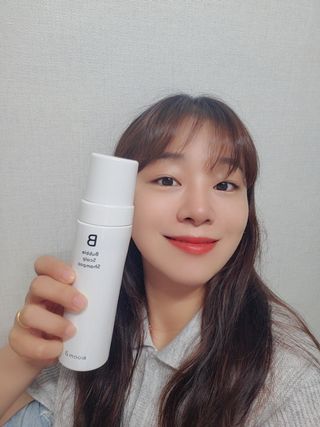 블룸비 거품 두피 샴푸 — 5점을 준 리뷰어가 2022년 7월 올린 사용 사진
