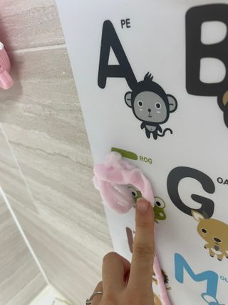주식회사 권브라더스 [권브라더스] 목욕놀이 필수템, 핑키공주 유아버블클렌저 300ml 대용량 몽글몽글 구름 속 딸기향 — 4.5점을 준 리뷰어가 2022년 1월 올린 사용 사진