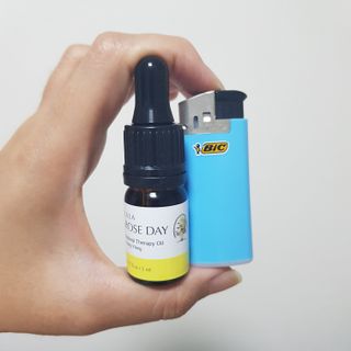 라라로즈데이 시즌2 천연 아로마오일 Y존 케어 속옷향수 이너퍼퓸 5ml  여성의 자존감을 UP시키자 — 5점을 준 리뷰어가 2021년 9월 올린 사용 사진
