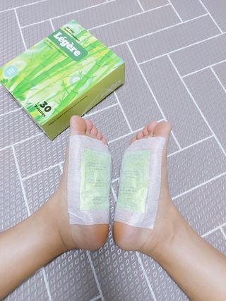 [레제르] 아로마 수액패치 발패치 30매입 -라벤더향/유칼립투스향/대나무향 — 5점을 준 리뷰어가 2022년 5월 올린 사용 사진