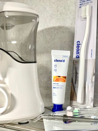 주식회사 클린디 [클린디] 양치 후 남은 이물질, 물치실로 완벽 제거 🦷 구강세정기 세트 [맞춤 칫솔 + 치약 포함] — 5점을 준 리뷰어가 2021년 12월 올린 사용 사진