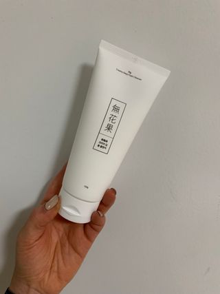 [베러오리진] 무화과 크리미 딥 폼 클렌저/피부 노폐물 & 미세먼지 99 세정 인증 민감성 피부 무자극 인증 — 5점을 준 리뷰어가 2021년 11월 올린 사용 사진