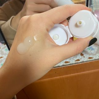 냉장고에 넣어요, 붉은 트러블 피부 다음날 진정되요 [버진팜스 푸딩수딩아토] — 4점을 준 리뷰어가 2021년 1월 올린 사용 사진