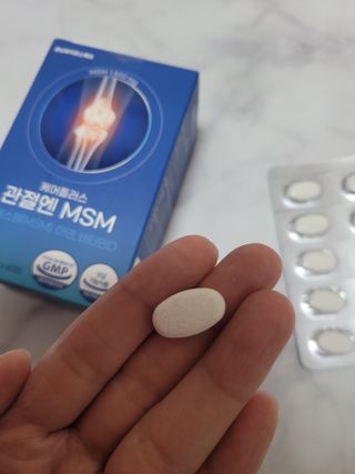 [경남제약헬스케어]케어플러스 관절엔 MSM 1000mg 60정/1개월분/관절/뼈/연골 영양/비타민D+아연/1일2정 — 5점을 준 리뷰어가 2024년 1월 올린 사용 사진