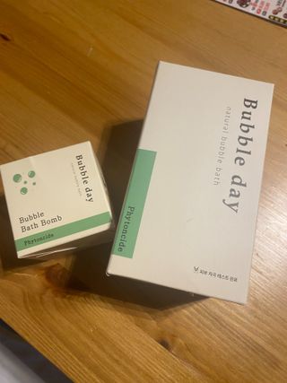 버블데이 아로마/과일 거품 입욕제 — 5점을 준 리뷰어가 2021년 7월 올린 사용 사진