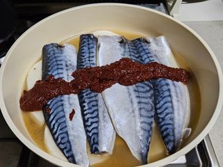 ㈜금호통상 노르웨이 고등어 900g (6~10편) — 5점을 준 리뷰어가 2023년 11월 올린 사용 사진