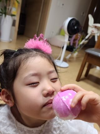 버블데이 배쓰밤 거품입욕제 버블바 6종 — 4.5점을 준 리뷰어가 2021년 8월 올린 사용 사진