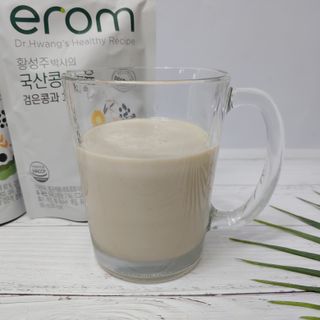 이롬 황성주 박사의 국산콩 두유 검은콩과 17곡 프리미엄 — 5점을 준 리뷰어가 2021년 5월 올린 사용 사진