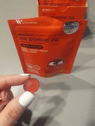 [푸름웰니스] 라바 멀티비타민 구미 36g — 5점을 준 리뷰어가 2022년 3월 올린 사용 사진