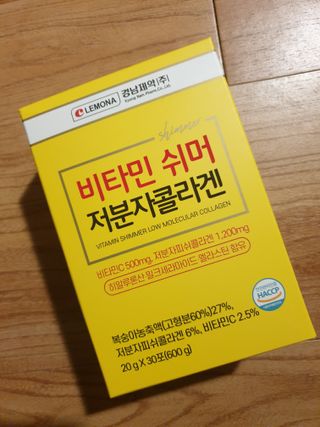 자연에온 경남제약 비타민 쉬머 저분자콜라겐 20g x 30포 — 5점을 준 리뷰어가 2021년 12월 올린 사용 사진
