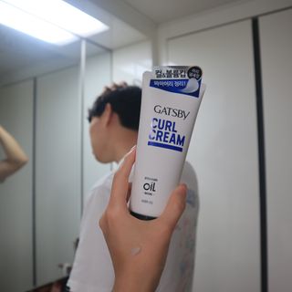 [갸스비] 곱슬 머리부터 파마까지 남자의 컬을 위한 갸스비 컬크림 — 5점을 준 리뷰어가 2021년 5월 올린 사용 사진