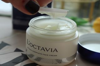 록타비아 Artisan Complete Face Cream — 5점을 준 리뷰어가 2023년 10월 올린 사용 사진