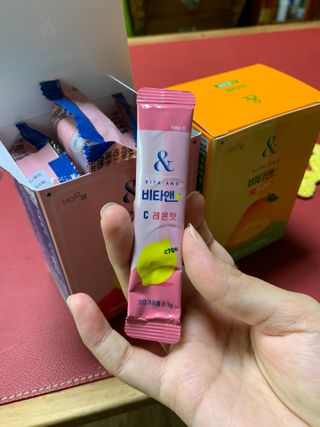 비타앤C 레몬맛, 망고맛 — 4.5점을 준 리뷰어가 2021년 7월 올린 사용 사진