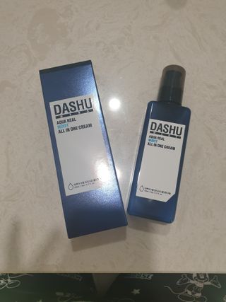 다슈코리아 다슈 맨즈 아쿠아 리얼 모이스트 올인원 크림 153ml — 4점을 준 리뷰어가 2020년 12월 올린 사용 사진