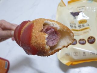 오마뎅 한우핫도그 — 5점을 준 리뷰어가 2021년 6월 올린 사용 사진