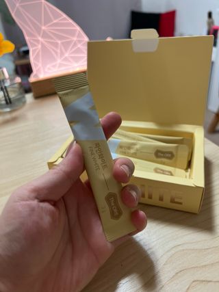 디오르 파인화이트 — 4점을 준 리뷰어가 2022년 3월 올린 사용 사진