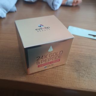 아이앤립 / EYENLIP 아이앤립 24K 골드 N 펩타이드 앰플 크림 — 5점을 준 리뷰어가 2021년 7월 올린 사용 사진