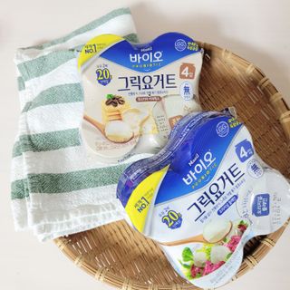 매일바이오 그릭요거트 오리지널 플레인 4개, 로스터리 커피믹스 4개 — 5점을 준 리뷰어가 2021년 12월 올린 사용 사진