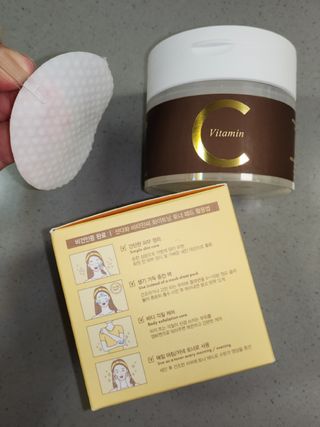 산다화 비타민씨 화이트닝 토너 패드 — 5점을 준 리뷰어가 2023년 9월 올린 사용 사진